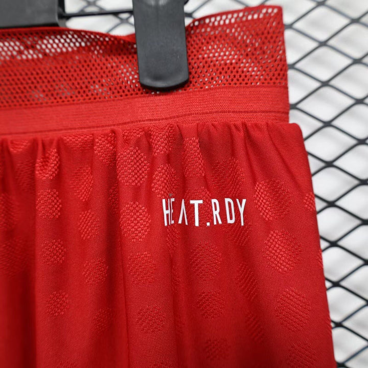NEW PANTALÓN CORTO LIVERPOOL FC 25/26