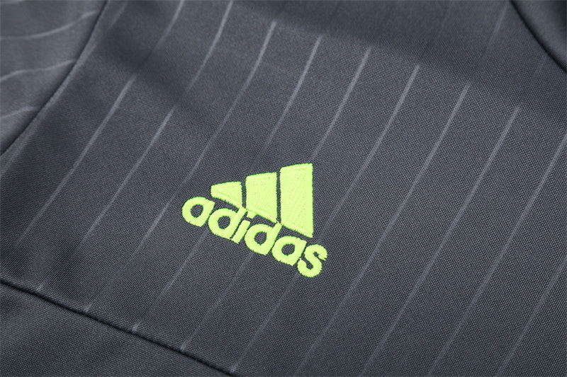 NEW REAL MADRID TrackSuit Complete RETRO 2015/16