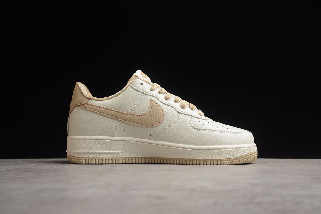 NEW AIR FORCE 1 CREAM