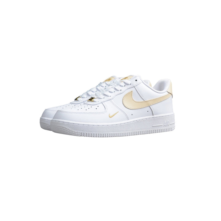 NEW AIR FORCE 1 WHITE AND GOLD