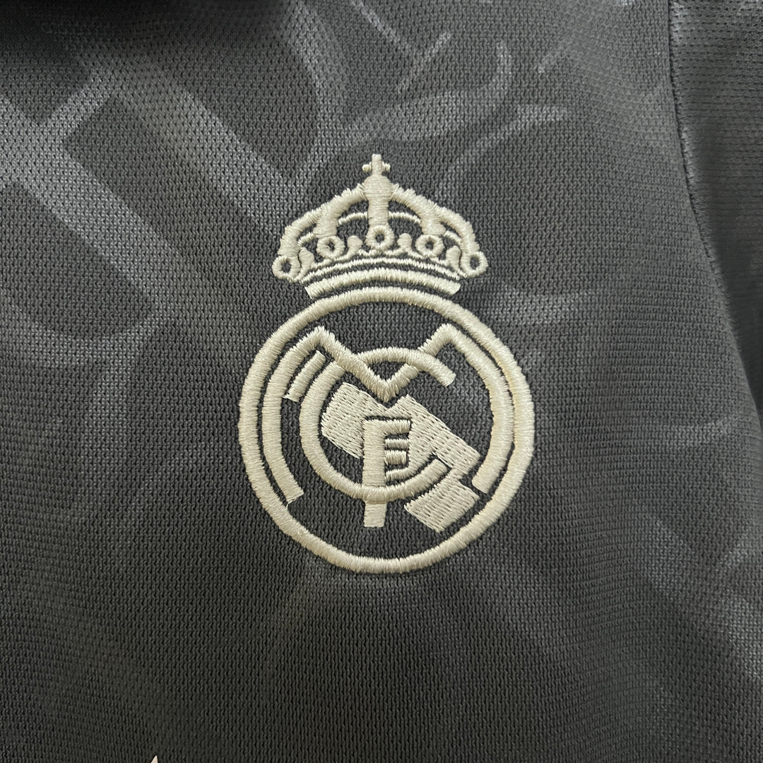 (NIÑO) CONJUNTO REAL MADRID 2024/25