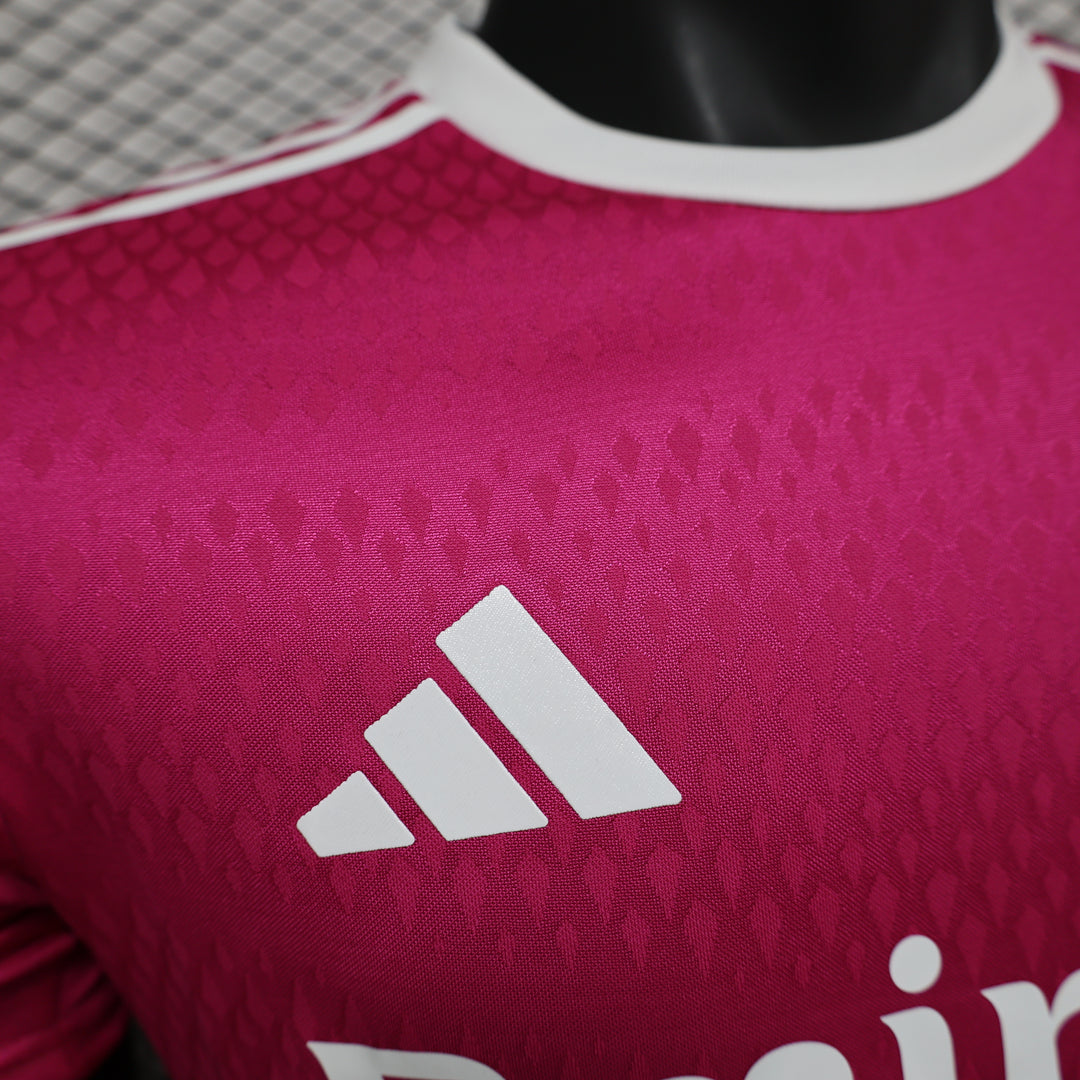 NEW CAMISETA VERSION PLAYER REAL MADRID ROSA 24/25