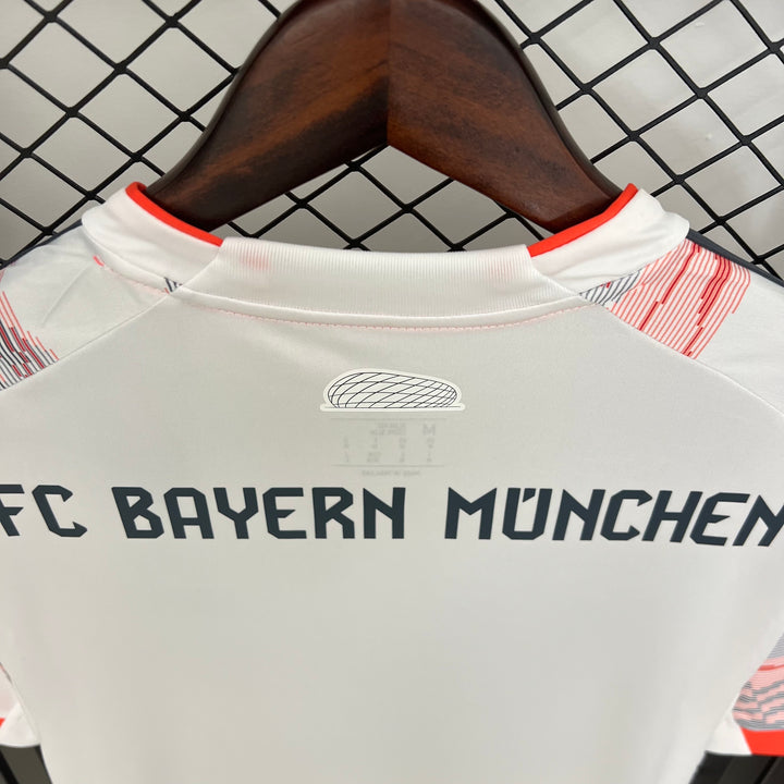 NEW CAMISETA PERSONALIZADA BAYERN MUNICH 2º 25/26