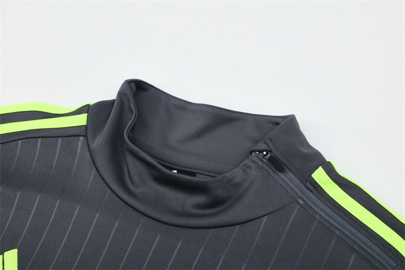 NEW REAL MADRID TrackSuit Complete RETRO 2015/16