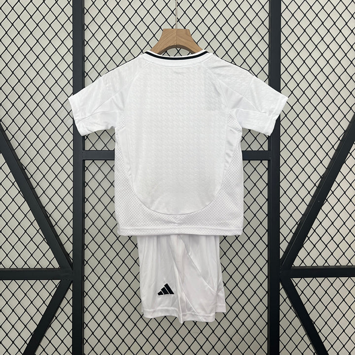 (NIÑO) CONJUNTO REAL MADRID 2024/25