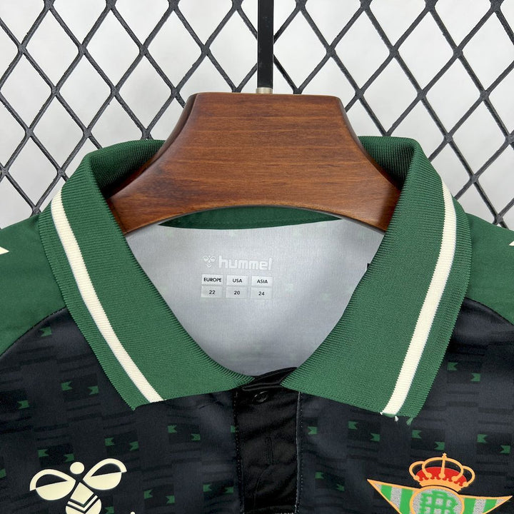 (NIÑO) CONJUNTO REAL BETIS BALOMPIÉ 2025/26