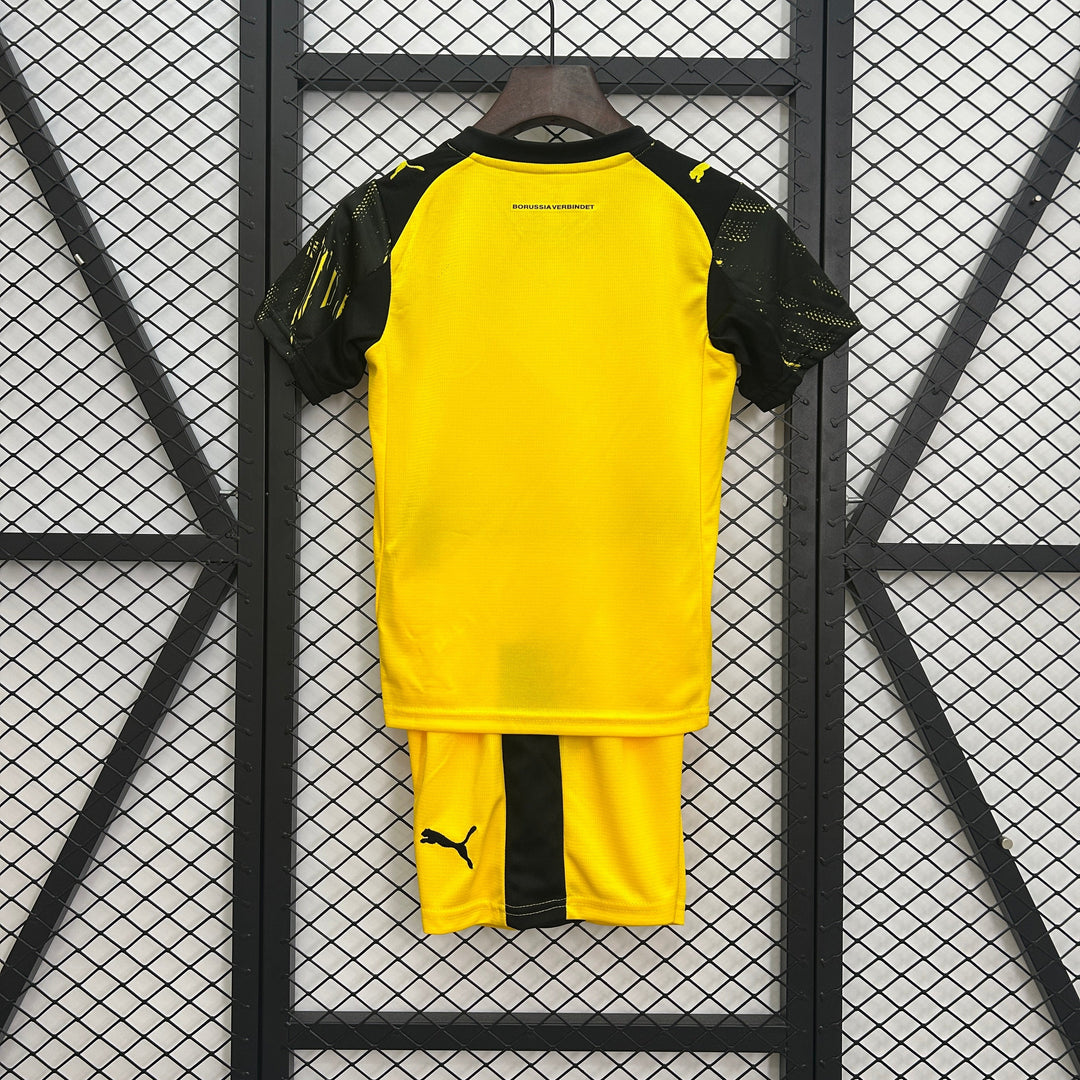 (NIÑO) CONJUNTO BORUSSIA DORTMUND 2025/26
