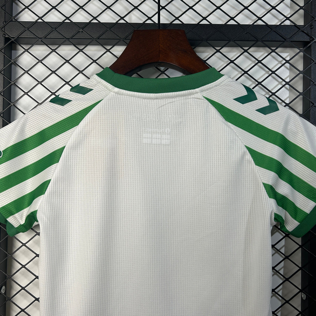 (NIÑO) CONJUNTO REAL BETIS ED FINAL CONFERENCE LEAGUE
