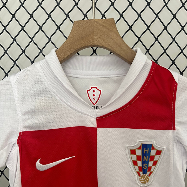 (NIÑO) CONJUNTO CROACIA EURO 2024